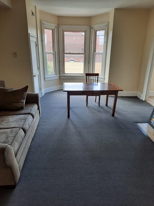 2202 N Charles St, Baltimore, MD 21218 Condo for Rent in Baltimore