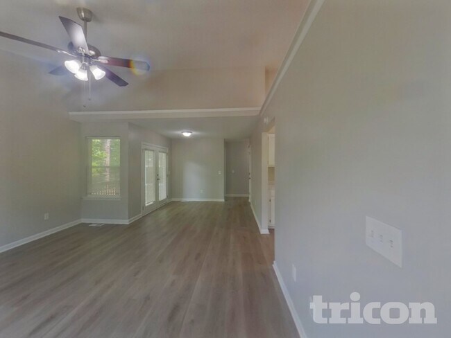 Building Photo - 142 Bradstone Rd