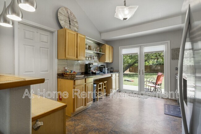 Foto del edificio - 4911 S Cincinnati Ave