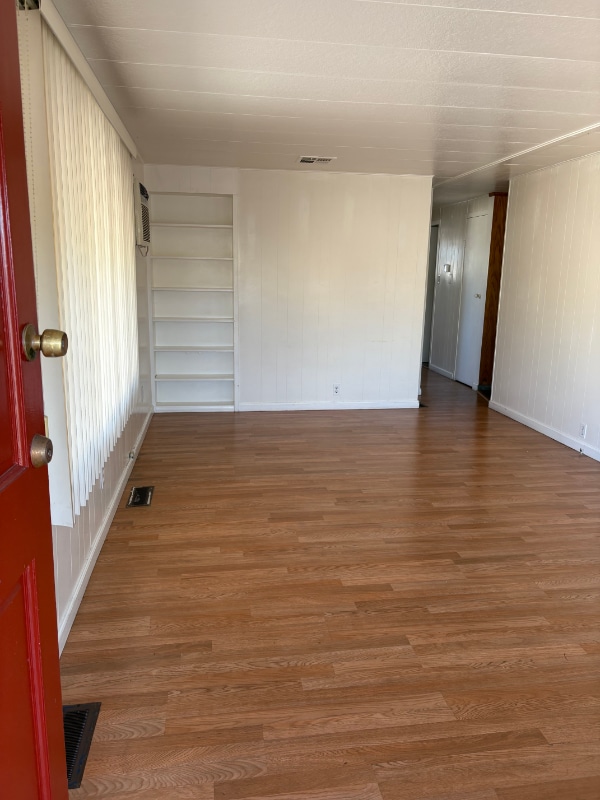 Building Photo - 435 E Gardena Blvd