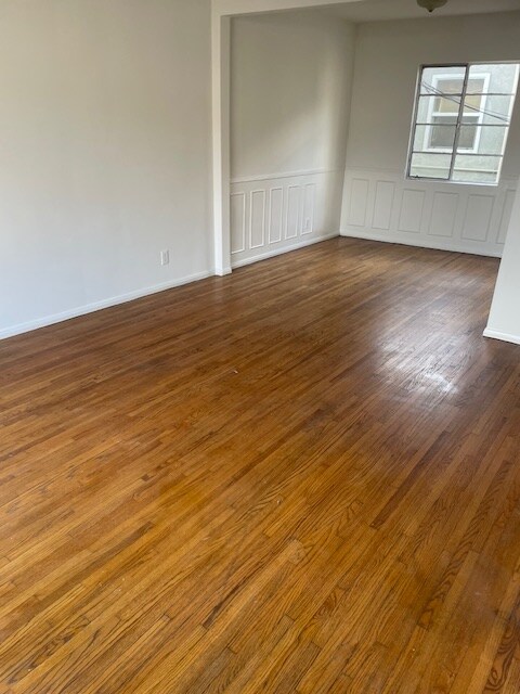 Foto del edificio - 111 Bennett Ave