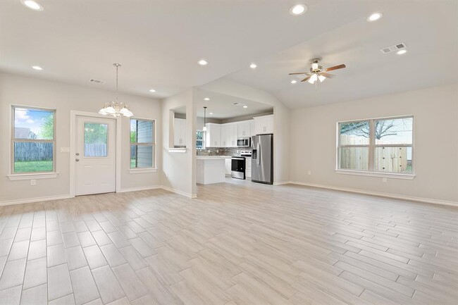 Foto del edificio - 1809 South West Drive, Leander, TX 78641 -...