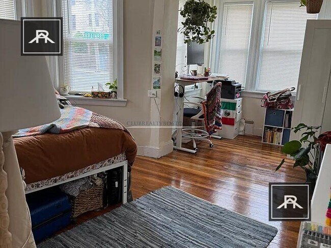 Building Photo - 2 bedroom in Allston MA 02134