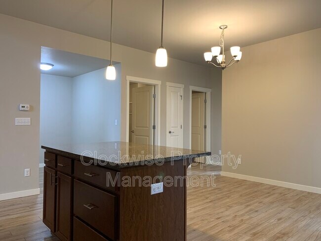 Foto del edificio - 11457 Portage Pl NW