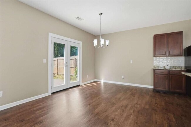 Building Photo - 514 Altama Way