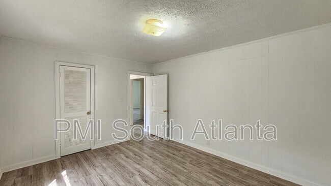 Foto del edificio - 140 Realty St