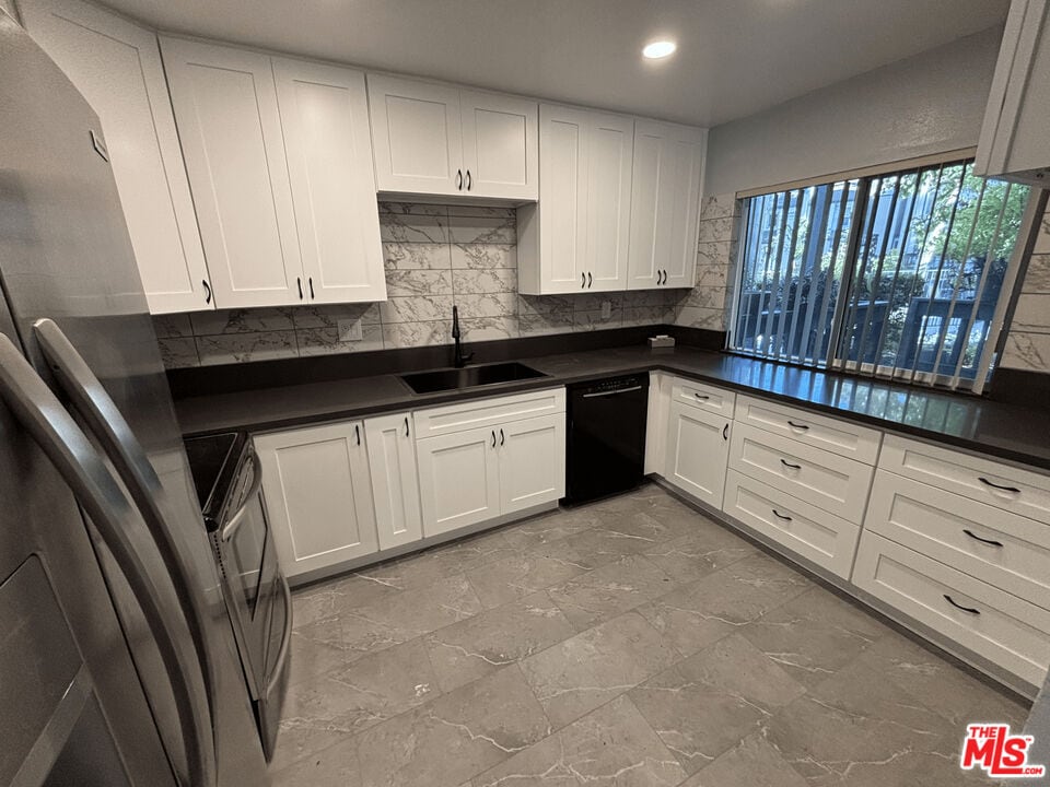Building Photo - 4634 Maytime Ln
