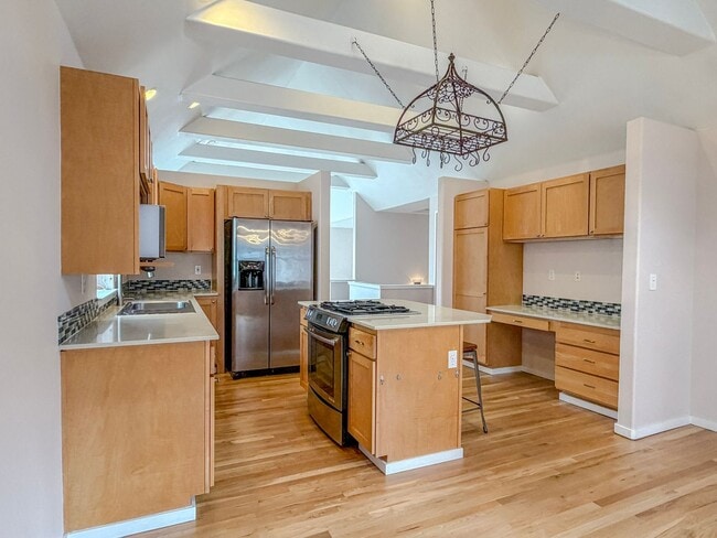 Foto del edificio - Contemporary 3bd/2.5bth Magnolia Townhome, $4,250/mo.