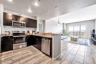 Building Photo - 8255 S Las Vegas Blvd