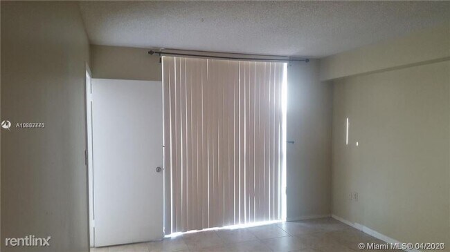 Building Photo - 2055 SW 122nd Ave