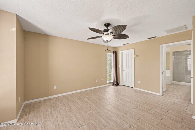 Building Photo - 771 Wild Flower St