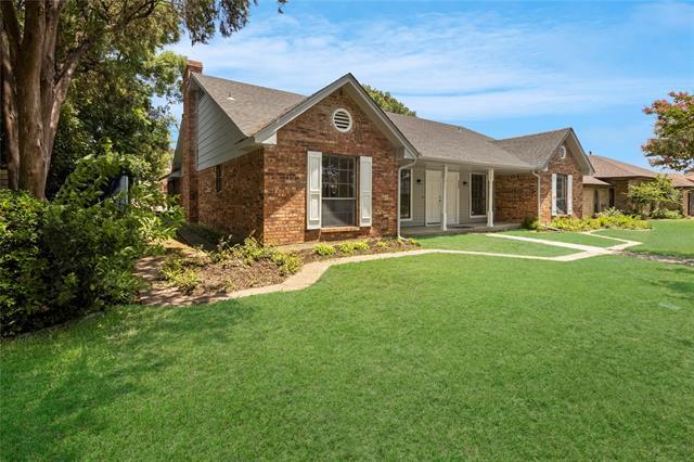 Foto del edificio - 335 Hummingbird Ln