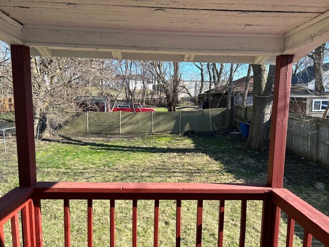 Foto del edificio - 14 Gerdon Ave