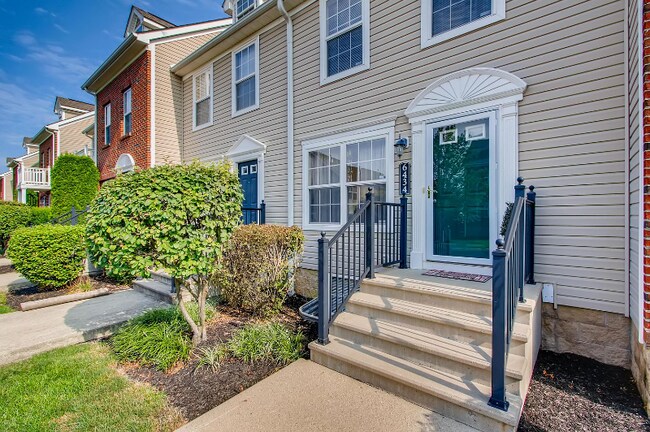Building Photo - 6434 Walnut Fork Dr