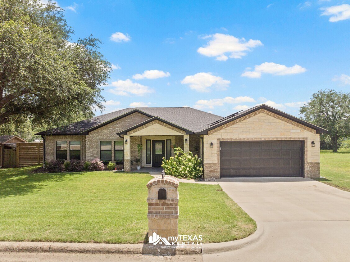 Foto principal - 314 Rosewood St