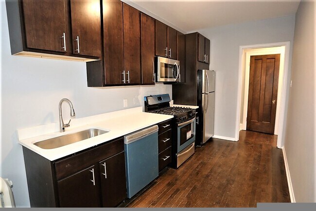 Building Photo - 5306 N Ashland Ave