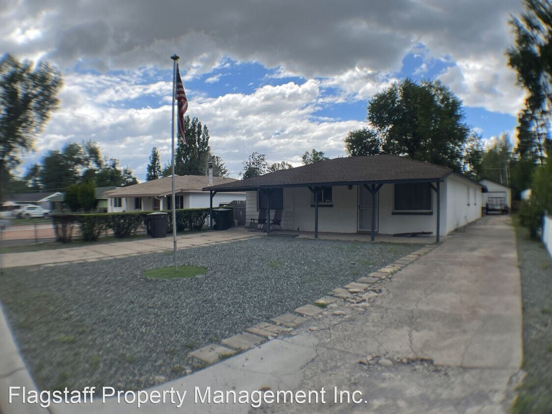 Primary Photo - 3 br, 2 bath House - 3215 N Monte Vista Dr