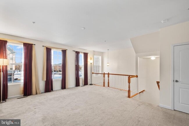 Foto del edificio - 4904 Olympia Pl