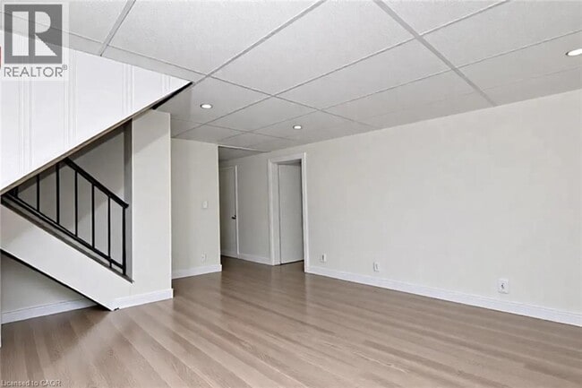 Building Photo - 6 Ridley Ave