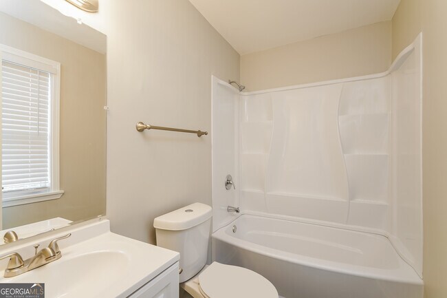Building Photo - 2488 Carol Cir