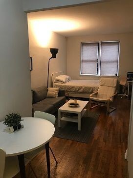 Foto del edificio - 310 E 90th St