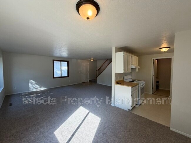 Foto del edificio - 3313 Dunbar Ave