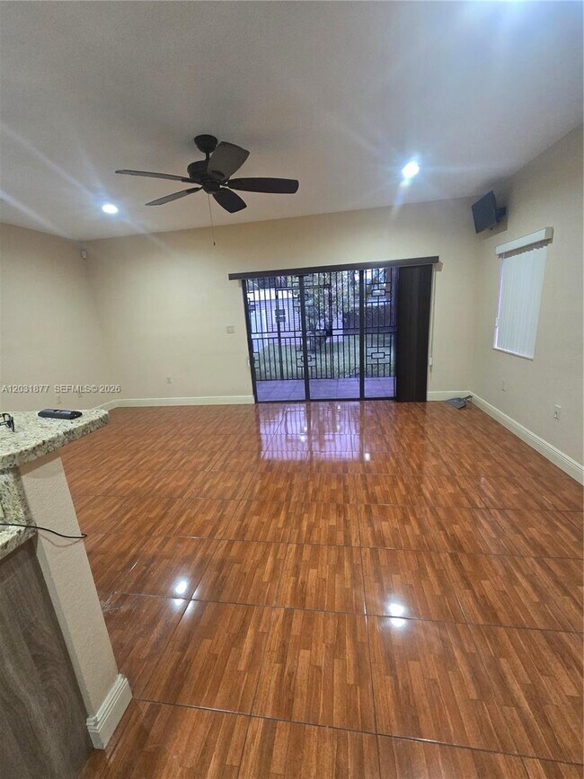 Building Photo - 1461 SW 40th Terrace