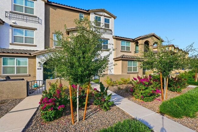 Foto del edificio - 1255 N Arizona Ave