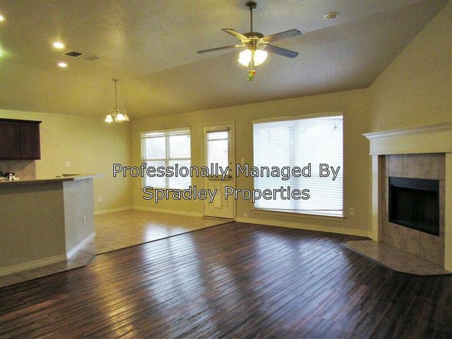 Building Photo - 5406 Foxhill Rd