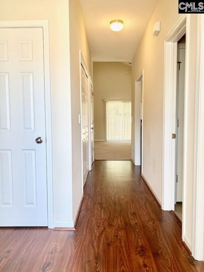 Foto del edificio - 151 Springhaven Dr