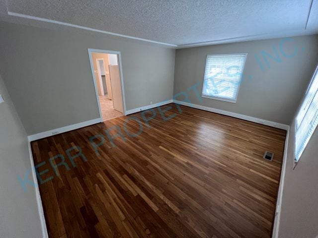 Photo - 6153 SE Tenino St House