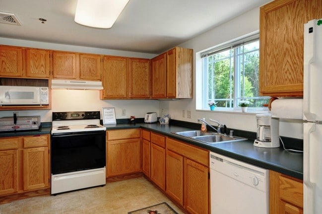 Building Photo - Prairie Meadows