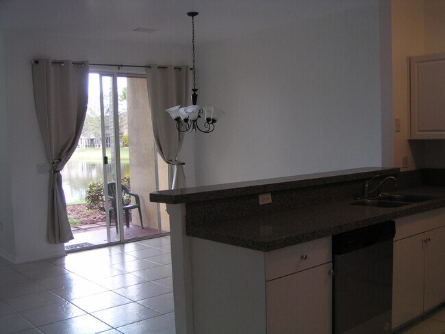 Foto del edificio - 312 River Bluff Ln