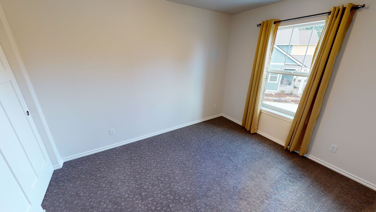 Foto principal - 342 Ford Ave