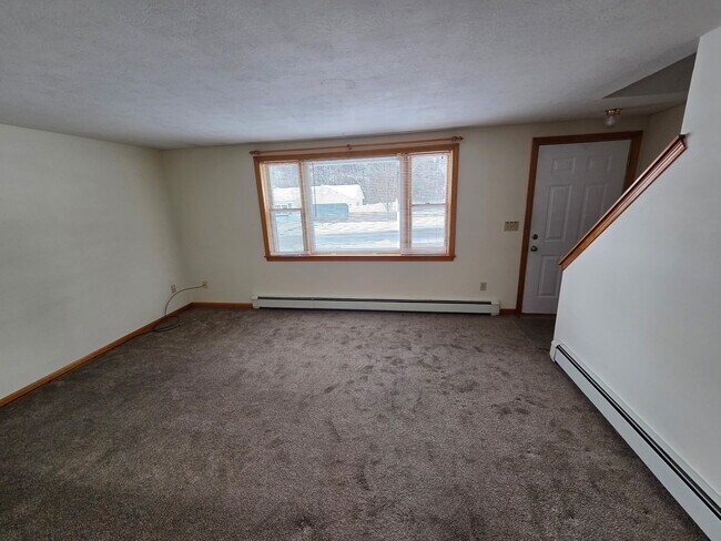 Foto del edificio - 12B Mabel Ave