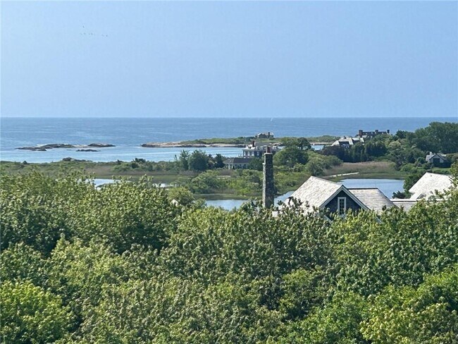 Foto del edificio - 50 Brenton Rd