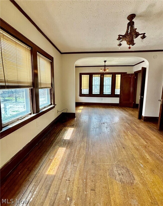 Foto del edificio - 689 Schiller Ave