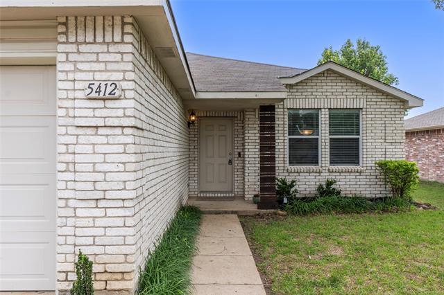 Foto del edificio - 5412 Comanche Wells Dr