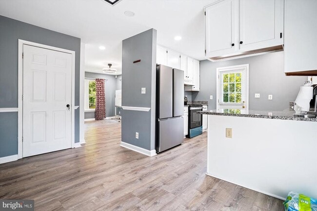 Foto del edificio - 6219 Forest Grove Dr