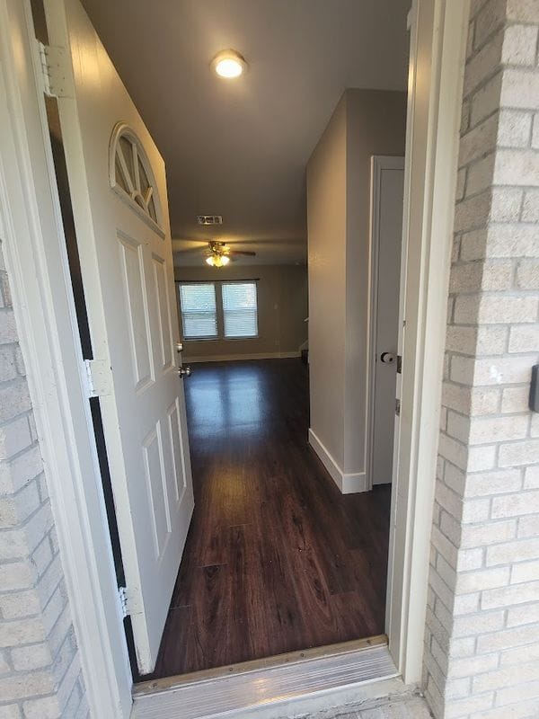 Foto del edificio - 4402 King's Canyon Dr