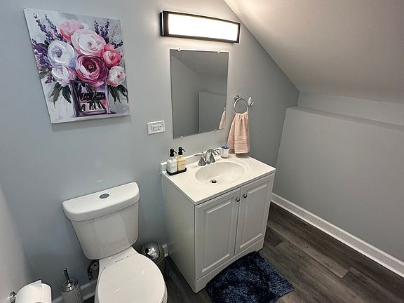 Photo - 3320 Ernst St House