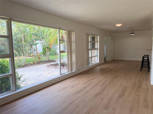 Foto del edificio - 3 Bedroom 2 Bath Single Family Home w/Garage & Bonus Room
