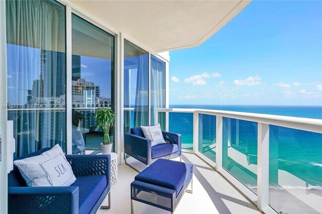 Foto del edificio - 18911 Collins Ave