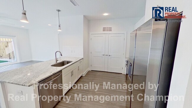 Foto del edificio - Newly Constructed Luxury Townhomes in Porters Neck