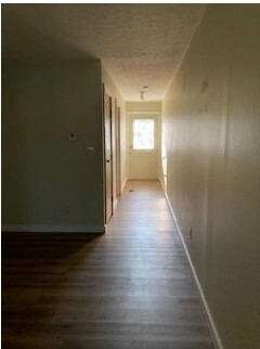 Foto del edificio - 218 Orth Dr
