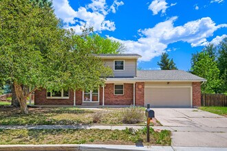 Building Photo - 2821 Serendipity Cir E