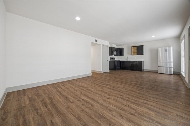 Foto del edificio - 4300 Rosslyn Rd