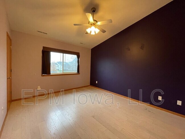 Building Photo - 5841 Muirfield Dr SW