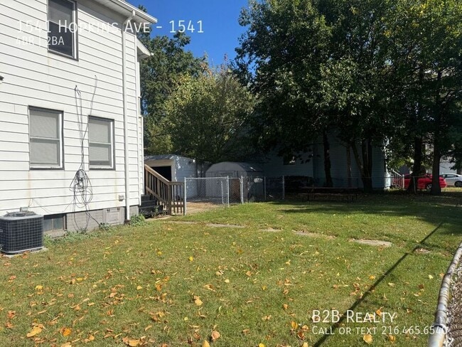 Foto del edificio - 1541 Hopkins Ave