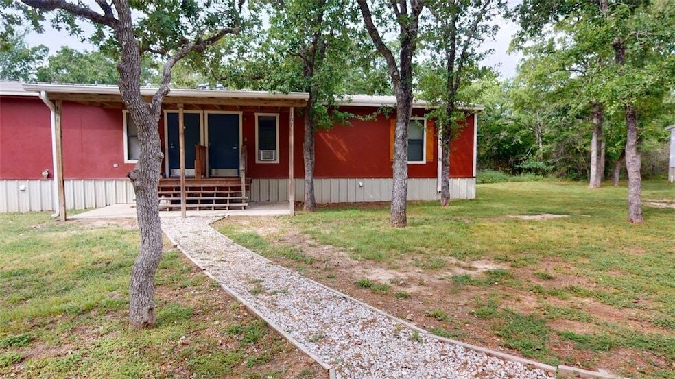 Foto principal - 5585 Straub Rd